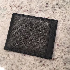 Burberry bifold wallet